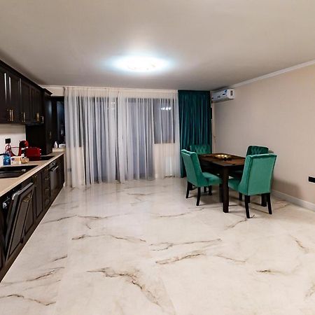 Apartamento Moky Rezident 2 Arad Exterior foto